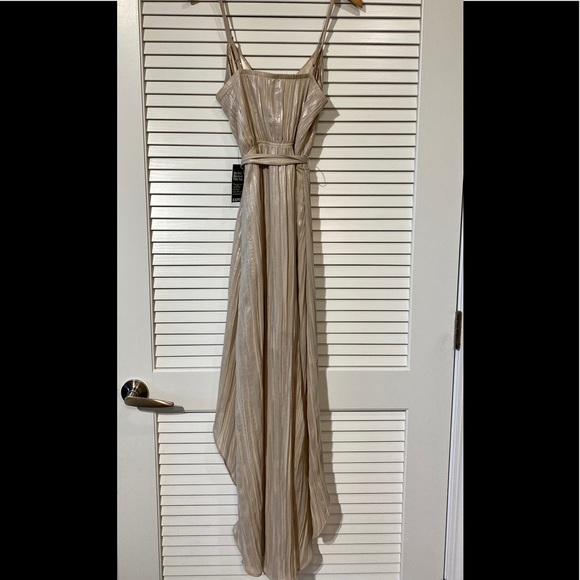 Express high low dress - Picture 3 of 7